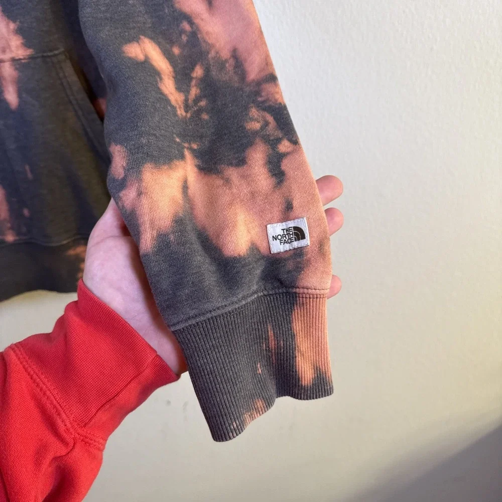 The North Face Gray Pullover Hoodie Mens L‎ Sweatshirt Activewear Y2K Tie Dye